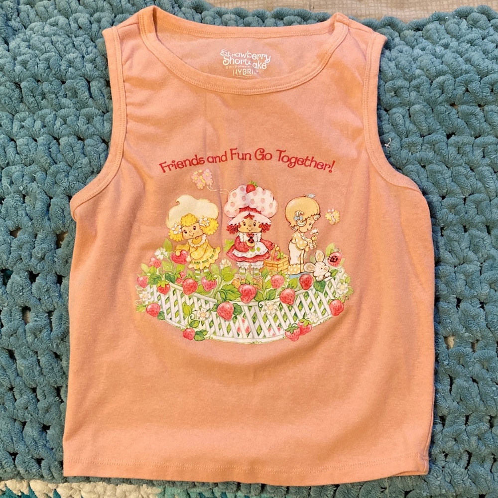 Strawberry Shortcake
Graphic Tank Top